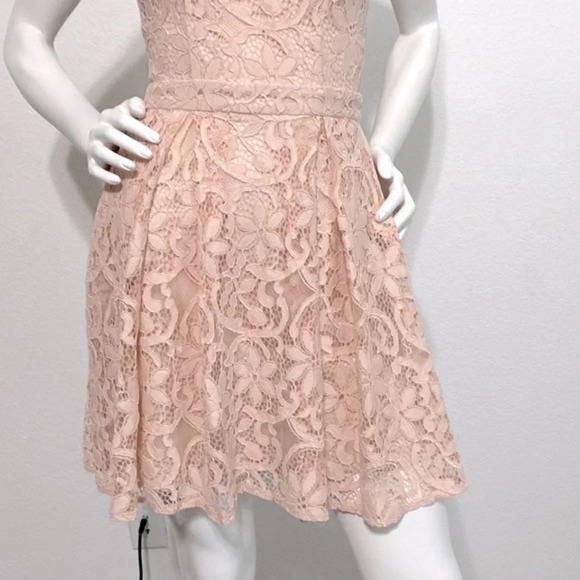 Lulu's Blush Pink Racer Back Lace Dress Size XS - Picture 5 of 9